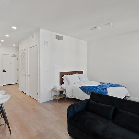 Bright Studio On Sunset Blvd, Free Parking, Gym, And Pool 洛杉矶 外观 照片