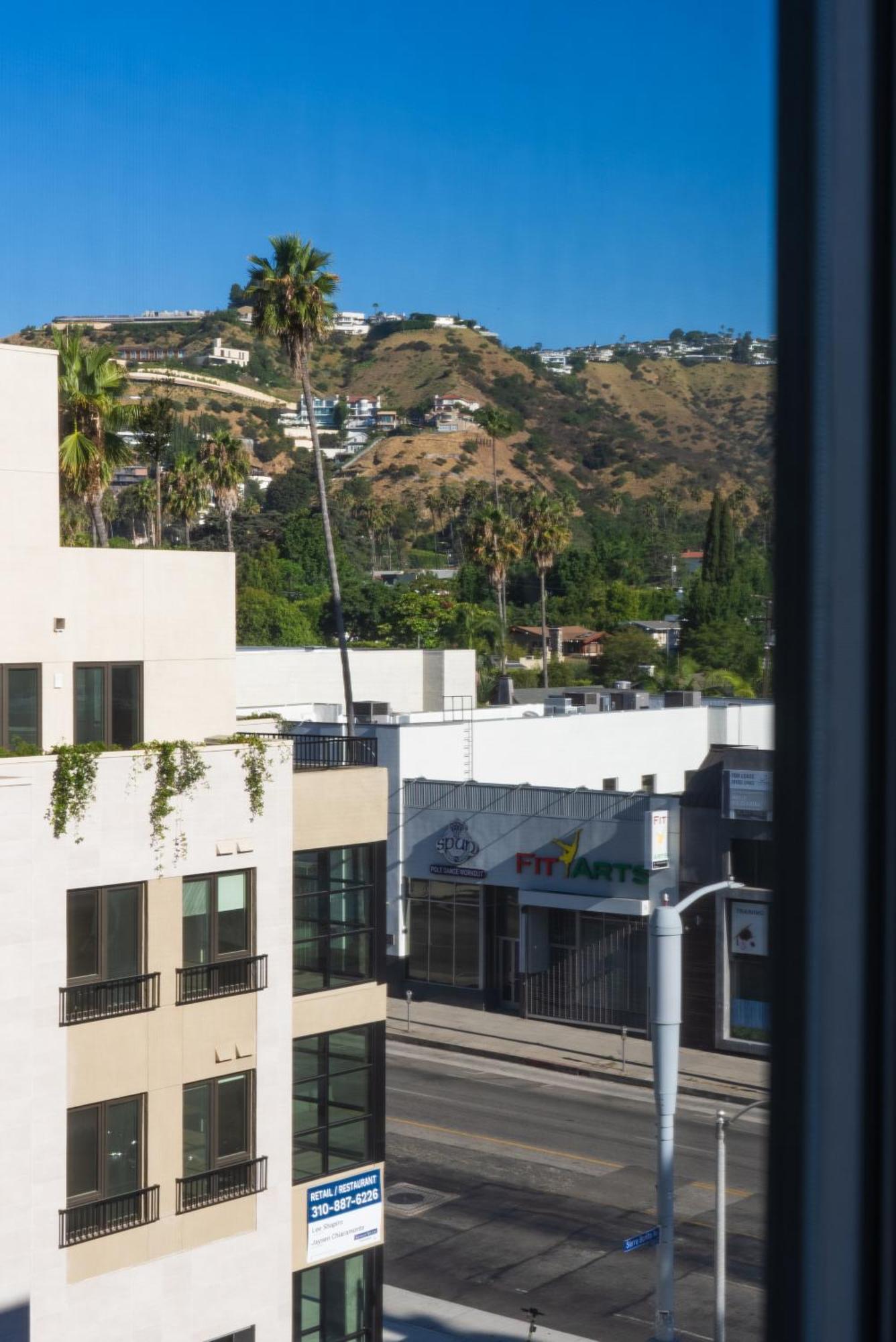 Bright Studio On Sunset Blvd, Free Parking, Gym, And Pool 洛杉矶 外观 照片